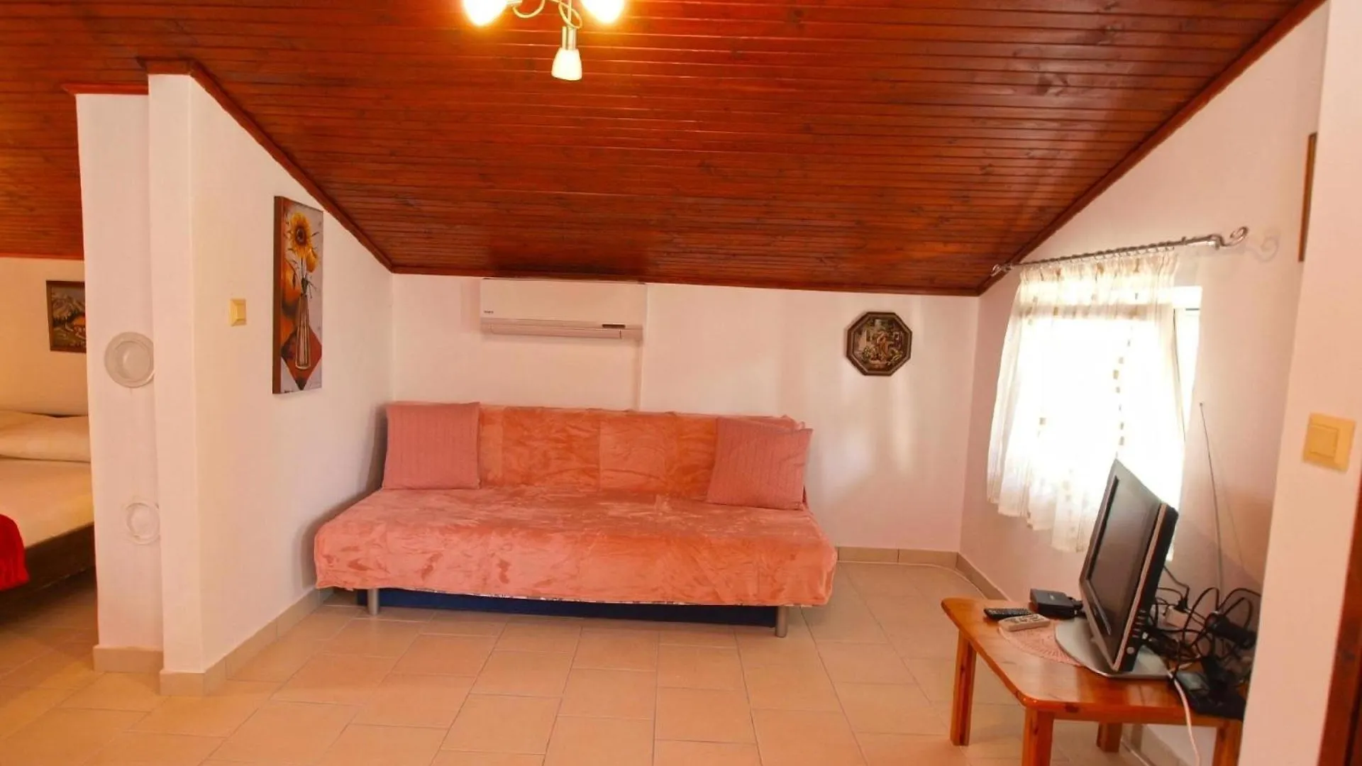Ferienwohnung Fuer 3 Personen Ca 30 Qm In Banjole, Istrien Istrische Riviera Croatia