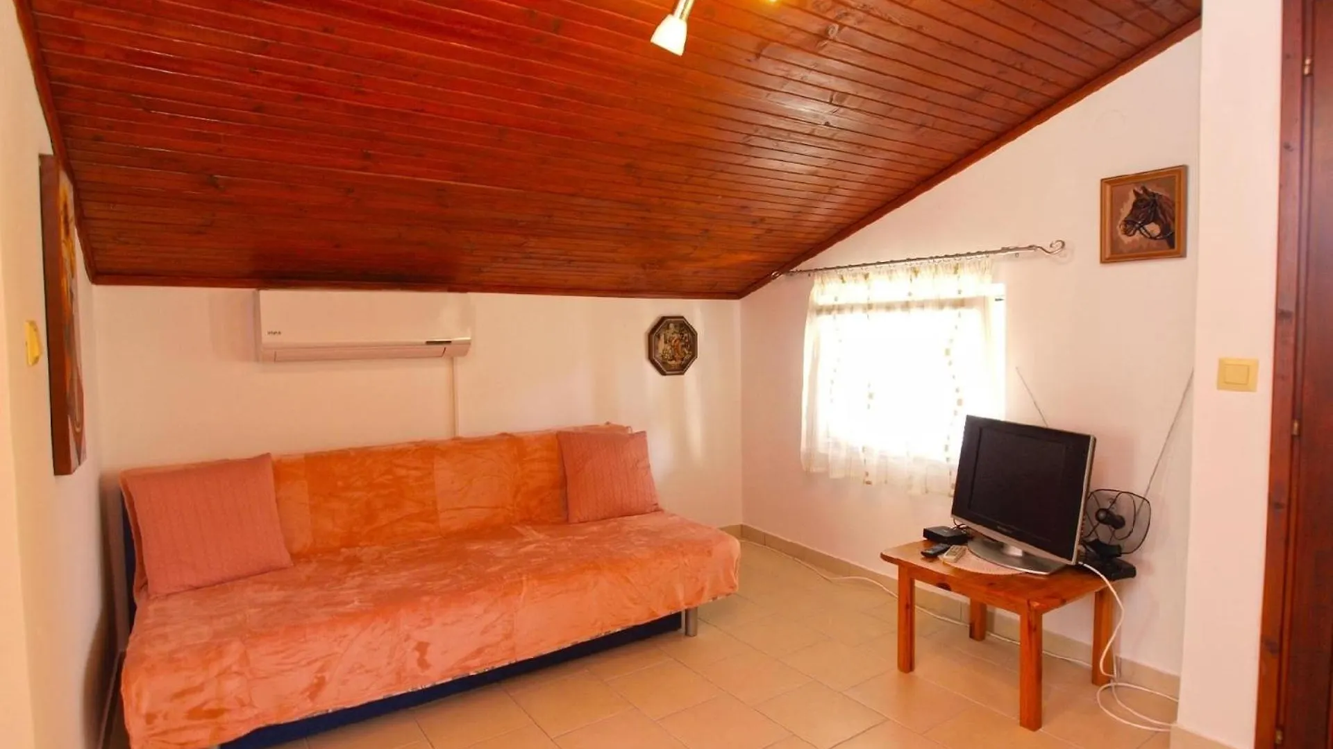 Ferienwohnung Fuer 3 Personen Ca 30 Qm In Banjole, Istrien Istrische Riviera 0*, Banjole Croatia